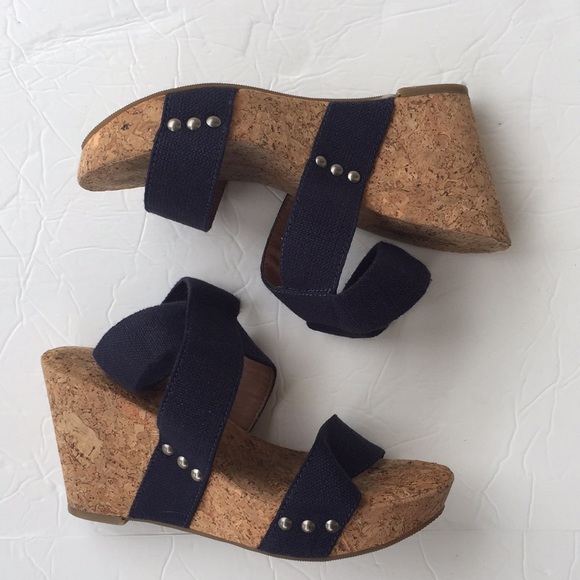 lucky brand navy wedges